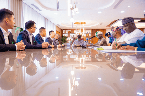 19bdca4fa4a9b742771042a7261c7644