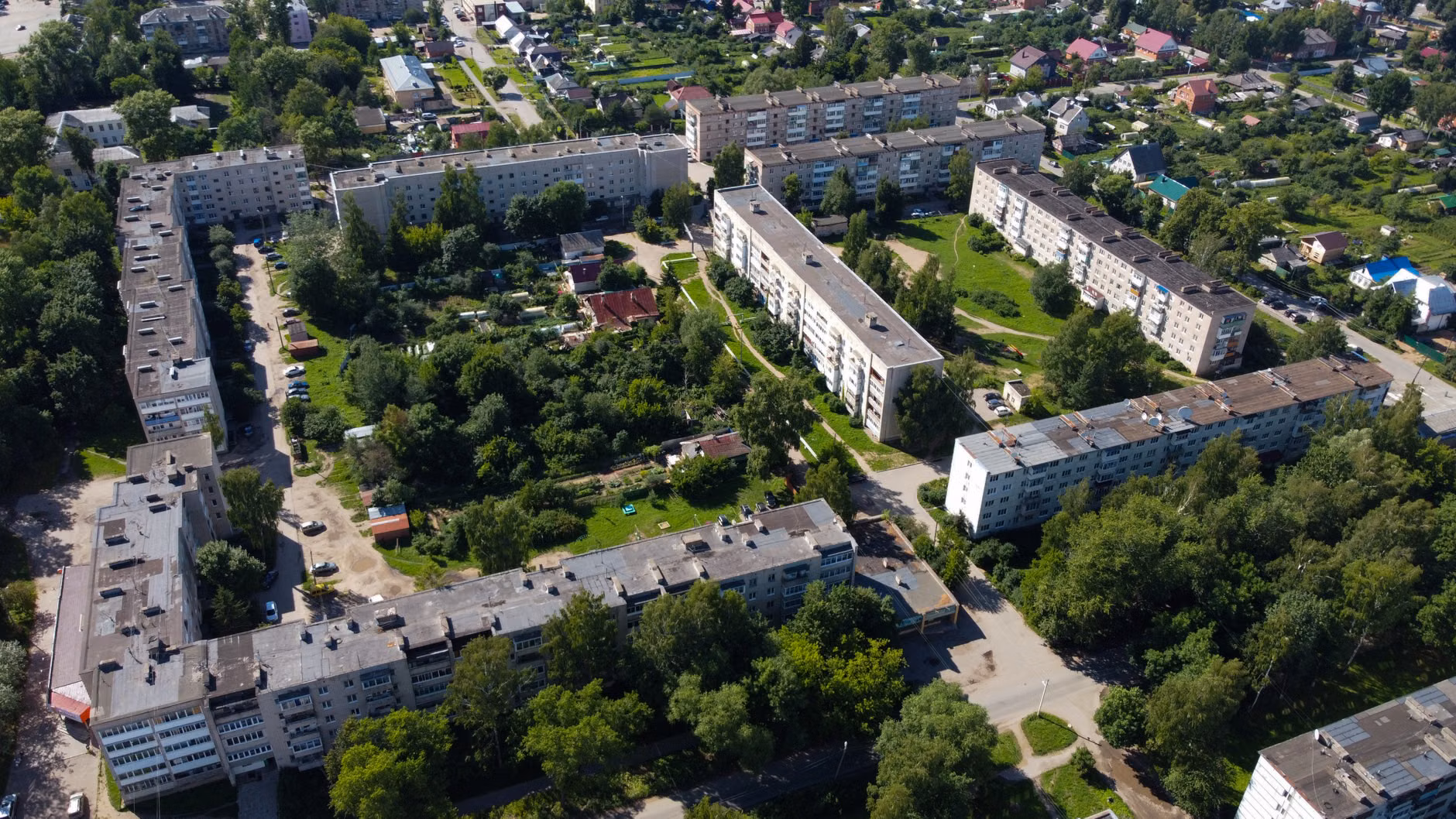 Чистая прибыль Usiminas в третьем квартале упала на 43,2 процента по сравнению со вторым кварталом из-за более слабых операционных показателей.